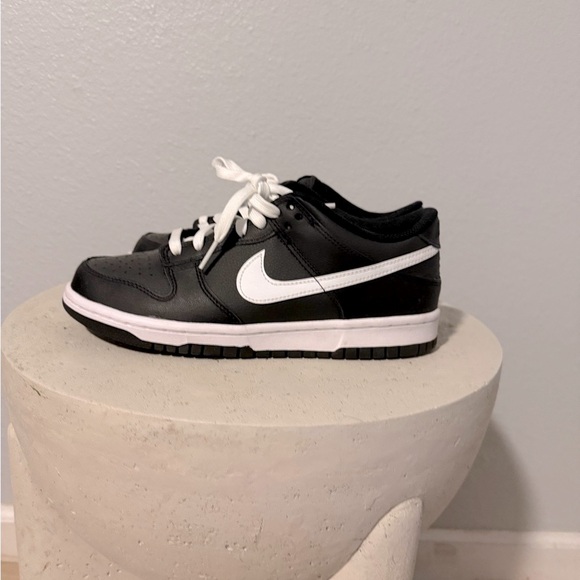 Black and White Nike Dunks Low 6.5Y - Picture 1 of 5